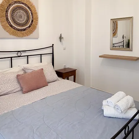 Thetis Ii, The House Διαμέρισμα *