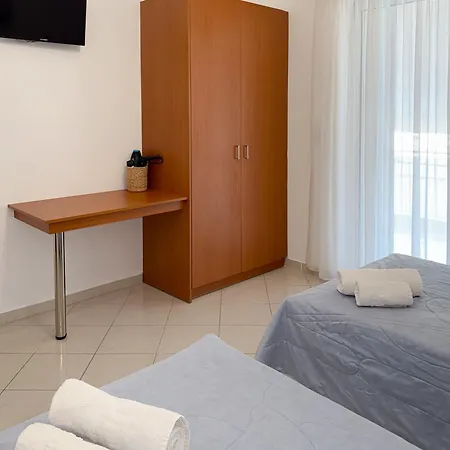 Διαμέρισμα Thetis Ii, The House *