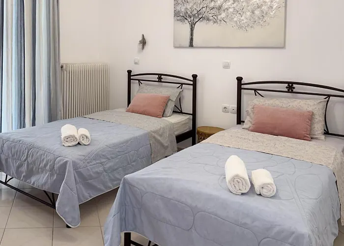 Thetis Ii, The House