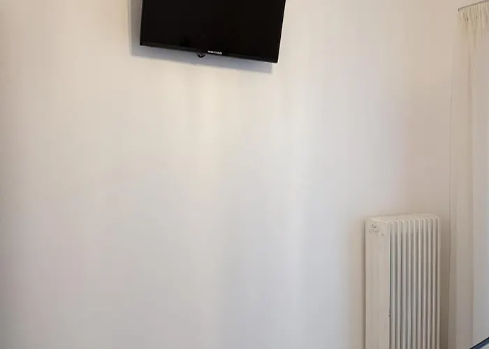 Thetis Ii, The House Apartment Vivári